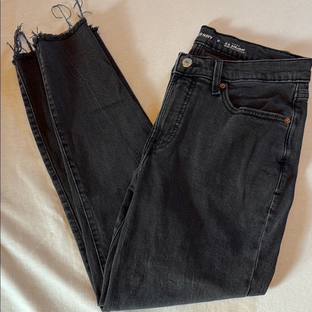 Old Navy Black Straight Leg Jeans Versatile Style